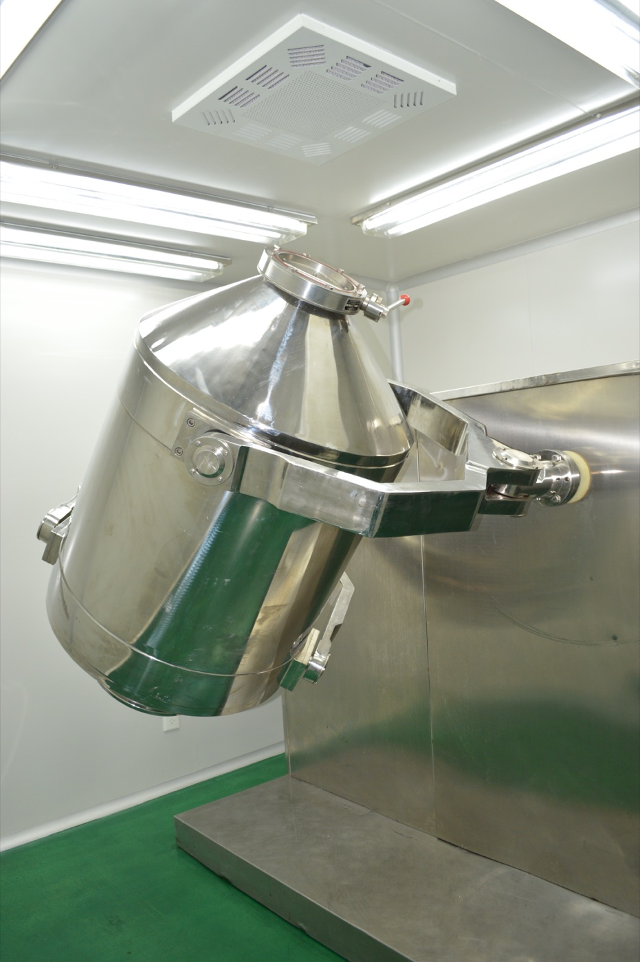 Supplement powder mixing equipment